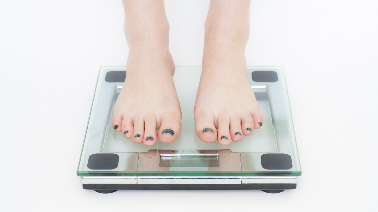 Как похудеть: челябинские врачи рассказали, почему не уходит вес
