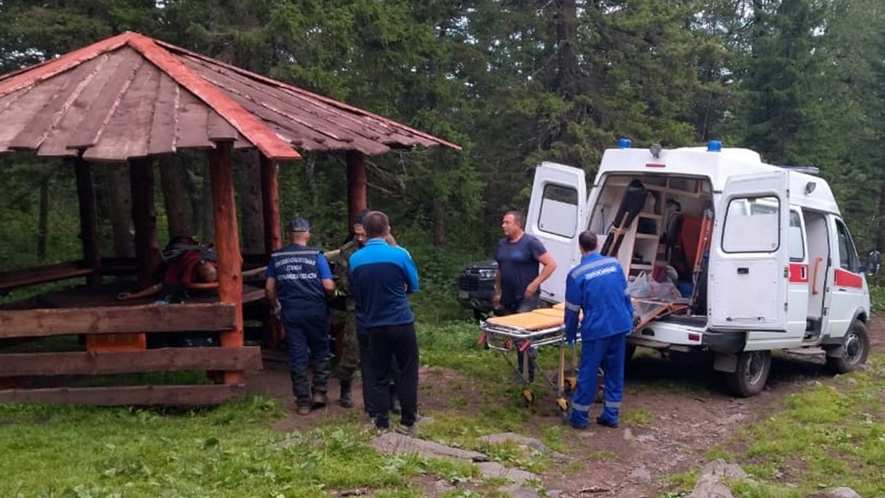 Мужчина на квадроцикле разбился в горах Челябинской области