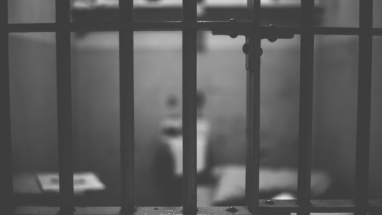 За наркотики и поджог уголовного дела челябинца отправили в тюрьму на 12 лет