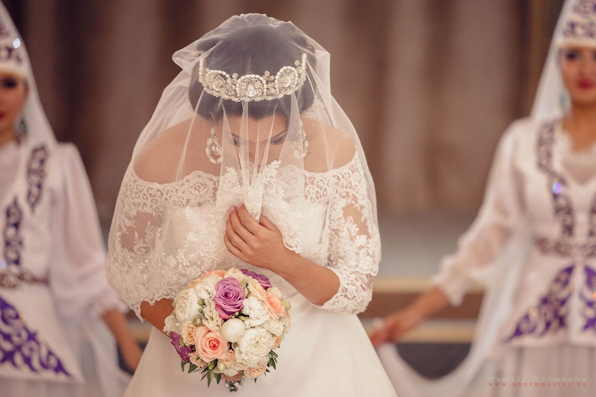 Идеальная девушка: в Челябинской области прошел конкурс казахских невест