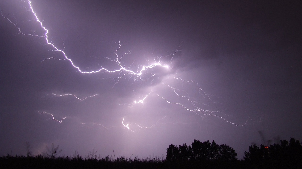 30-градусная жара и грозы ожидаются в Челябинской области