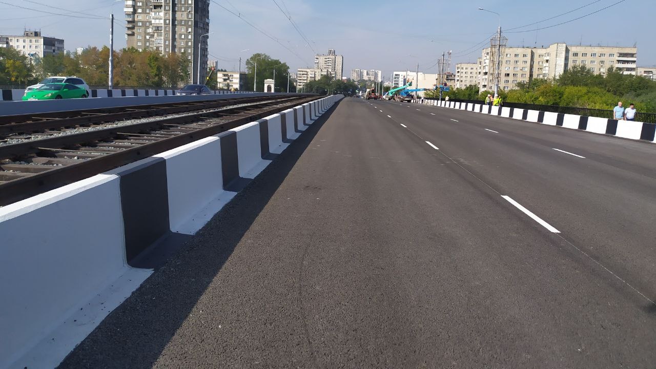 Стал шире и безопаснее: в Челябинске готов к открытию Ленинградский мост