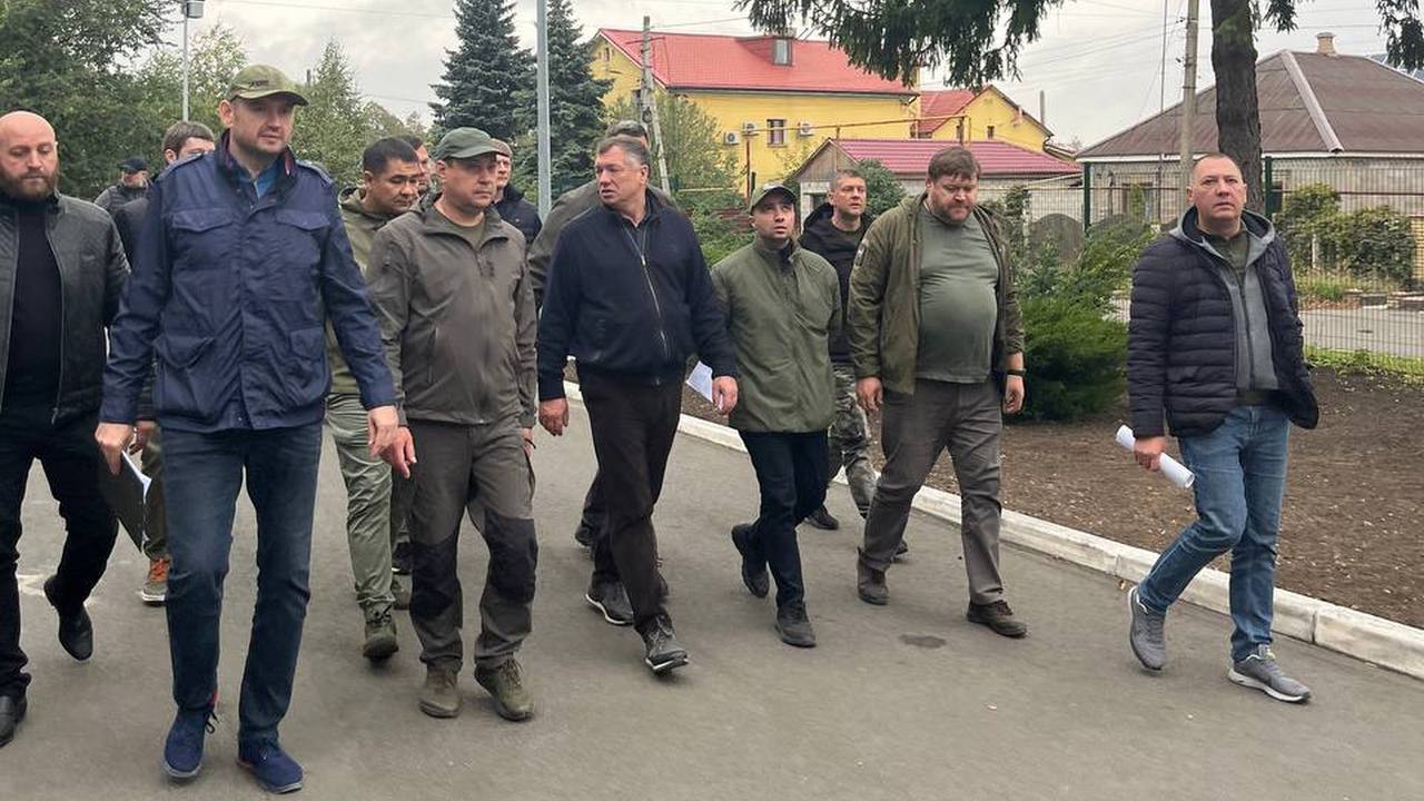 Подготовка к зиме: вице-премьер России Марат Хуснуллин посетил Волноваху