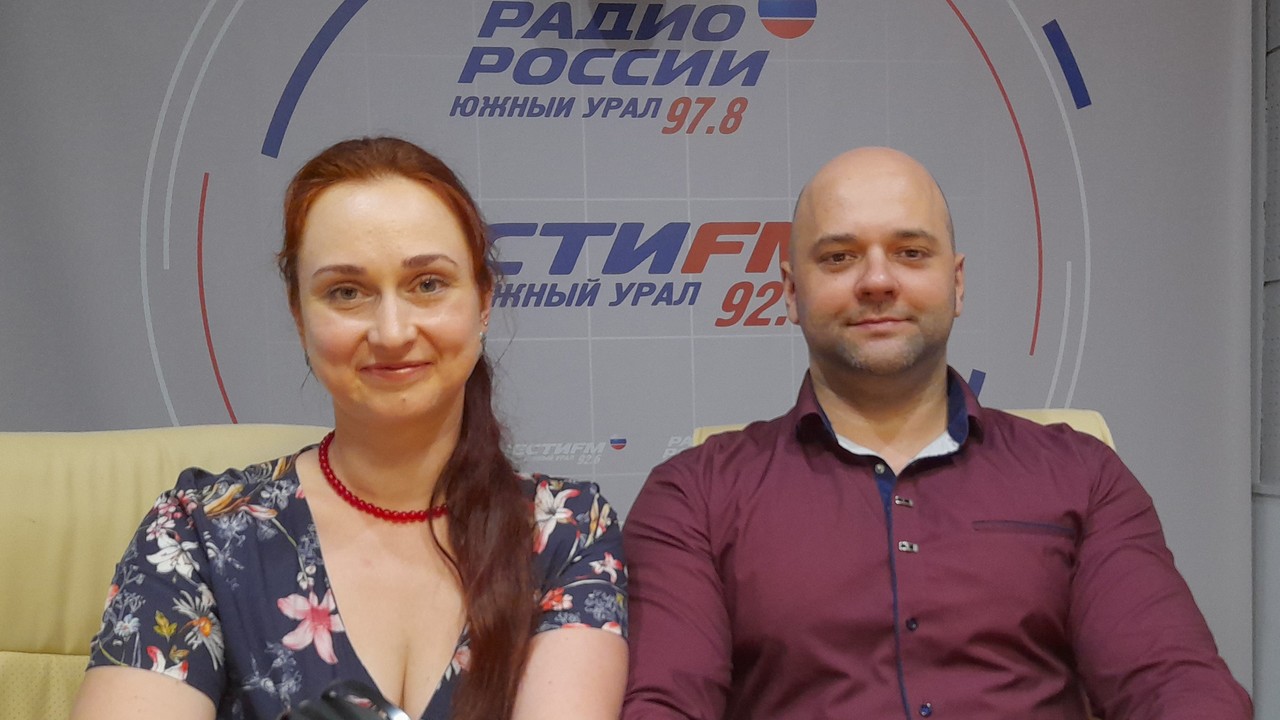 Танцы с шашками: фланкировка набирает популярность в Челябинской области Танцы с шашками: фланкировка набирает популярность в Челябинской области