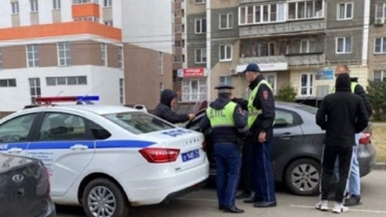 Полицейский под Челябинском задержал пьяного водителя, сбившего ребенка