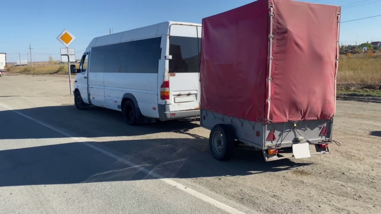 На Южном Урале арестовали бесправника, который вел автобус с иностранцами