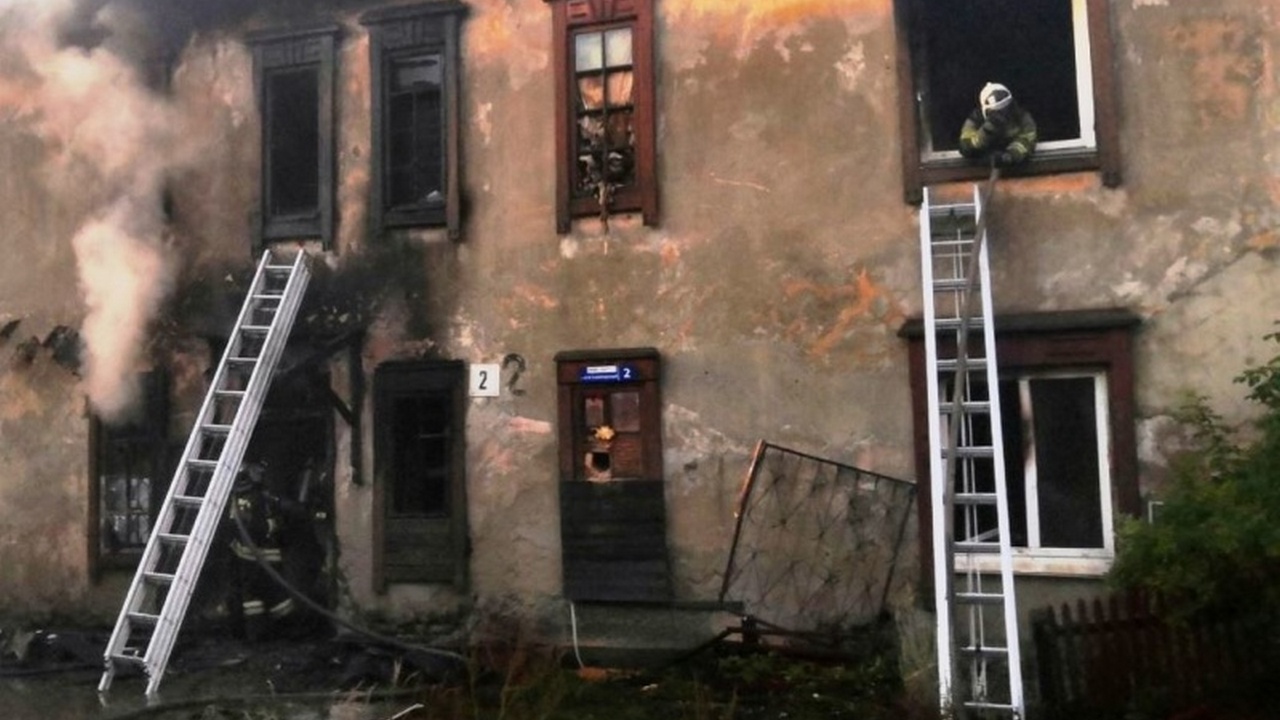 В ночном пожаре под Челябинском погиб 84-летний мужчина
