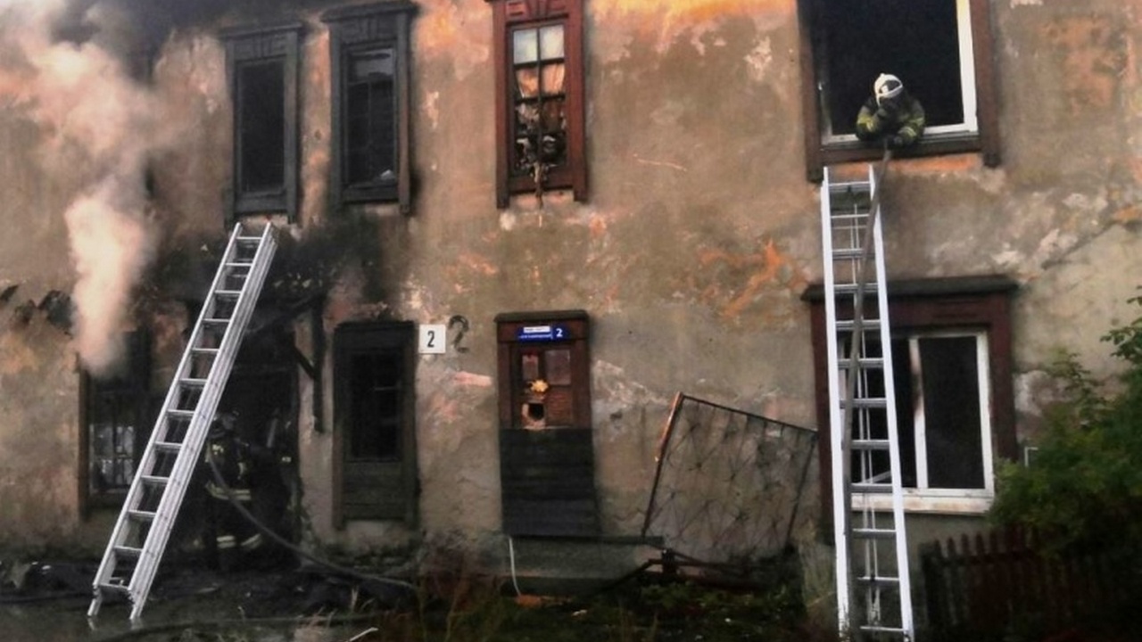 В ночном пожаре под Челябинском погиб 84-летний мужчина