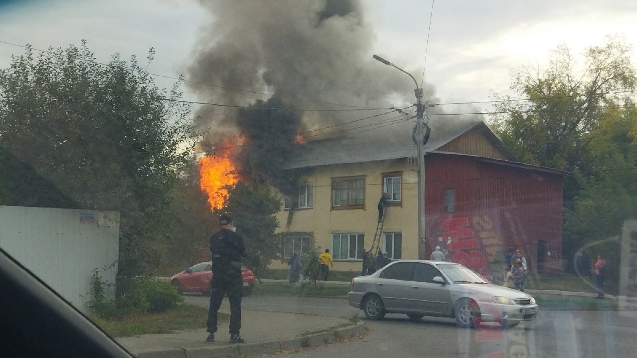 Во время пожара под Челябинском пострадали две женщины