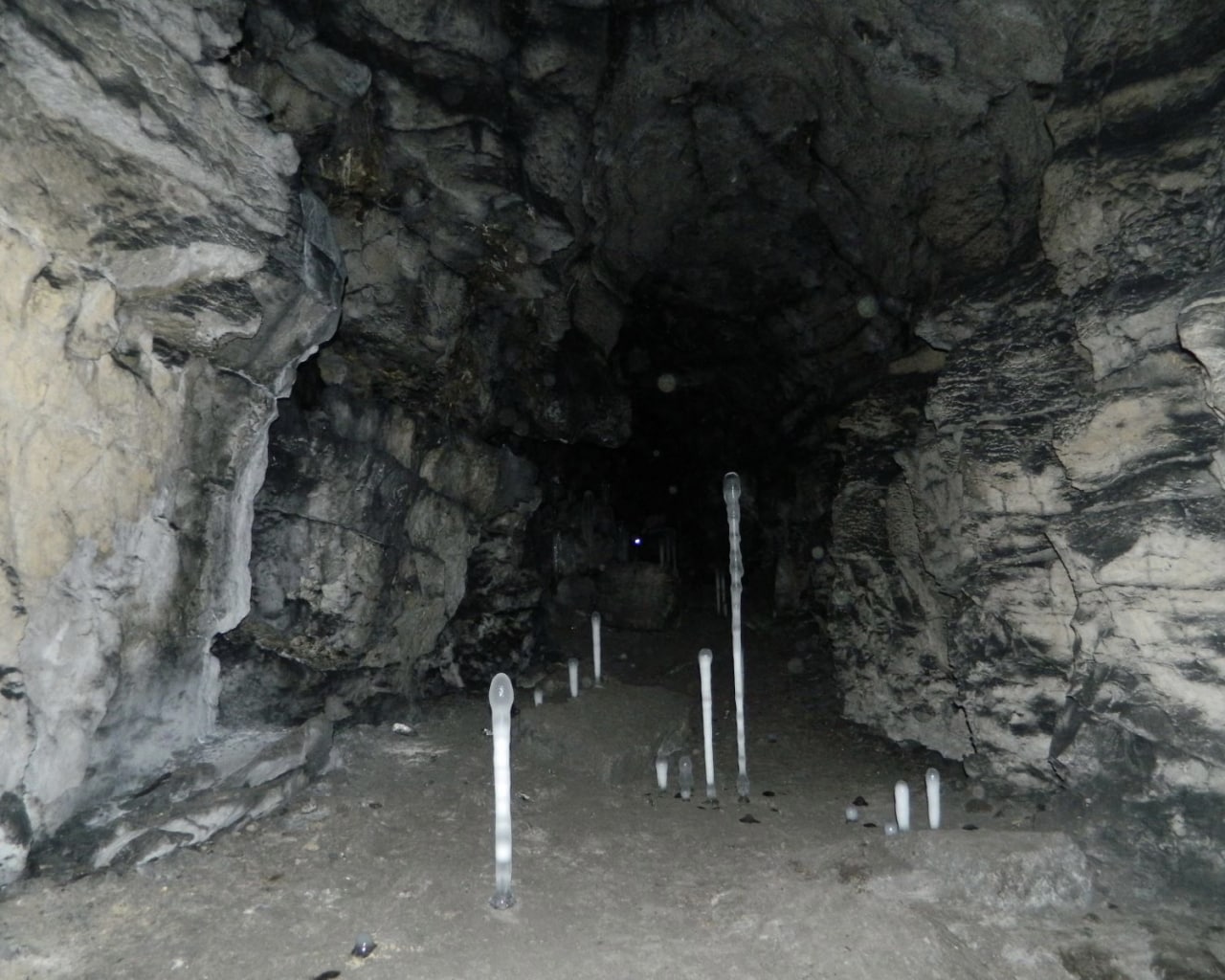 Подземелья и древние загадки: экспедиции по пещерам Южного Урала