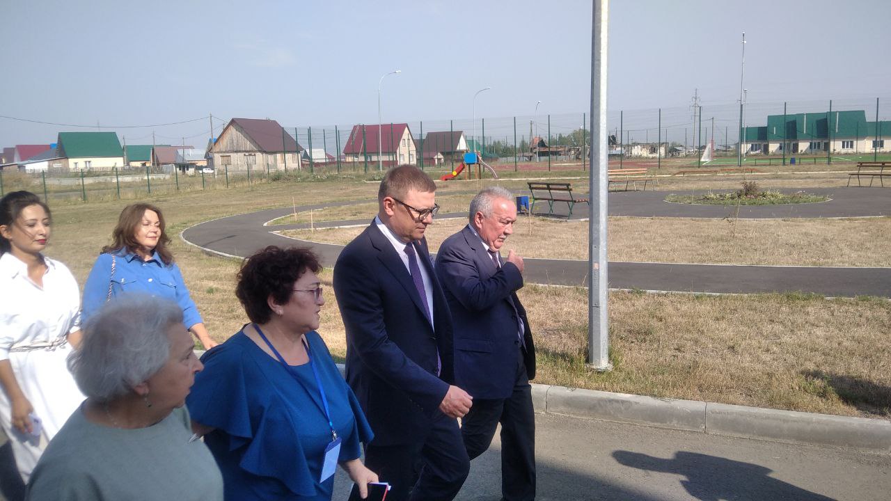 Губернатор Алексей Текслер открыл школу в Кунашакском районе