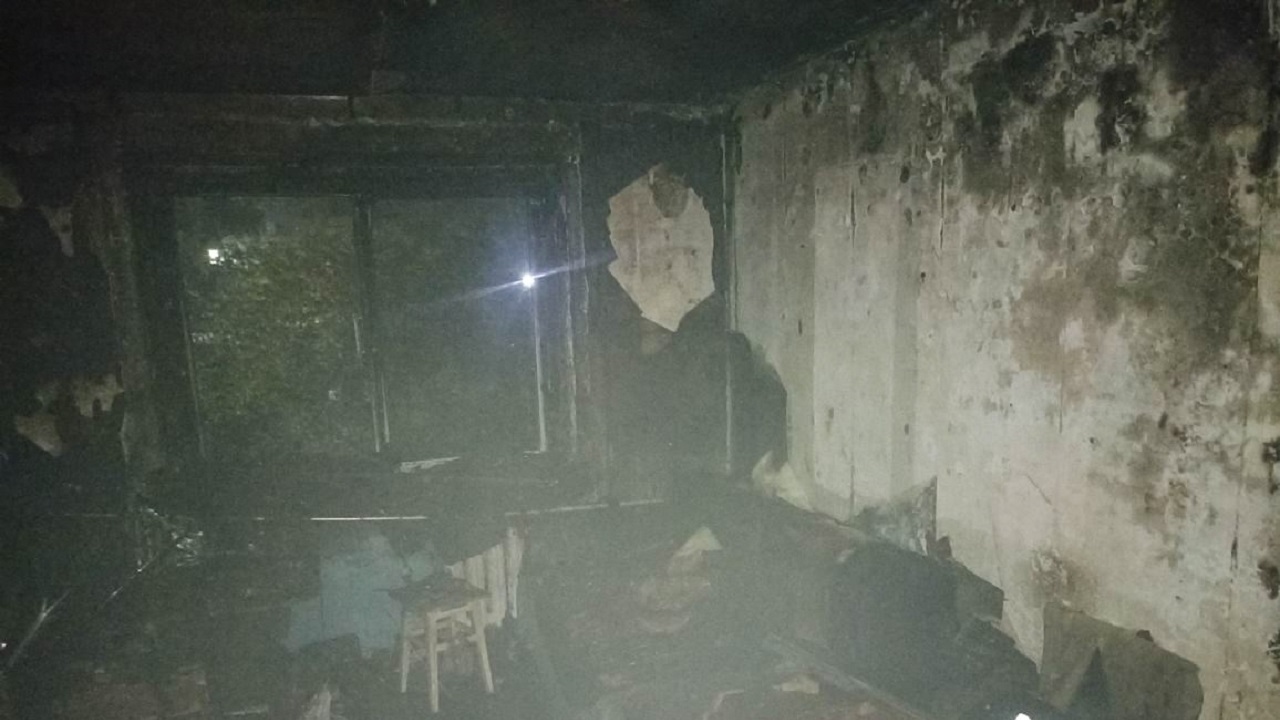 Из горящего здания в Челябинской области эвакуировались 18 человек