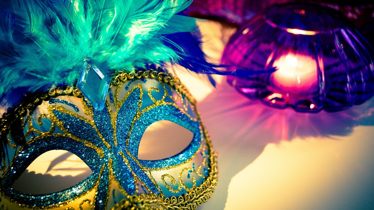 В театрах Южного Урала будут комментировать спектакли для незрячих