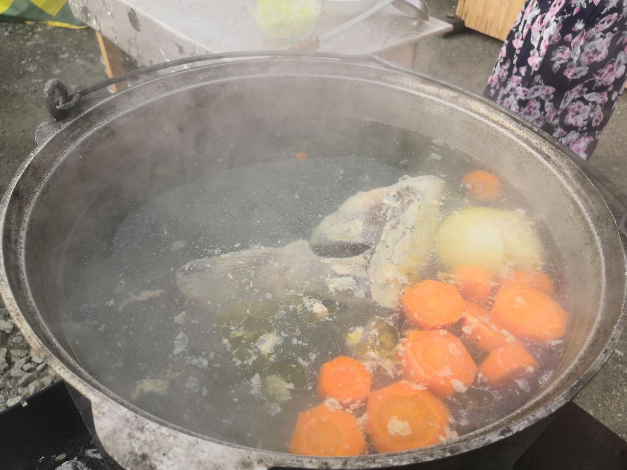 Море рыбы: в Челябинской области из мальков выращивают осетров  