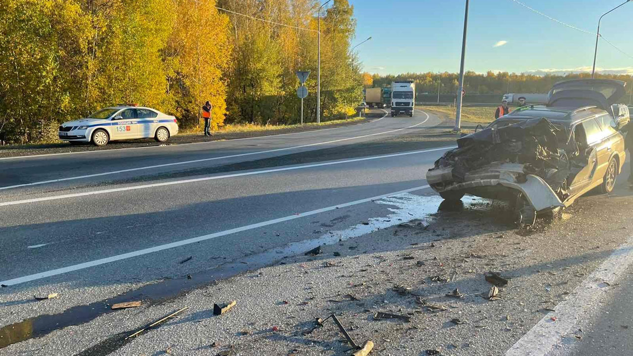 Три человека пострадали в массовом ДТП с дорожной техникой под Челябинском
