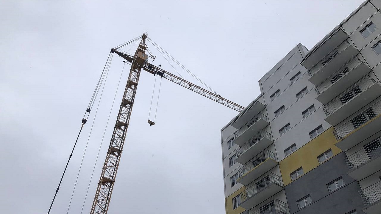 Нет лестниц и отопления: дольщики в Челябинске 5 лет не могут въехать в квартиры