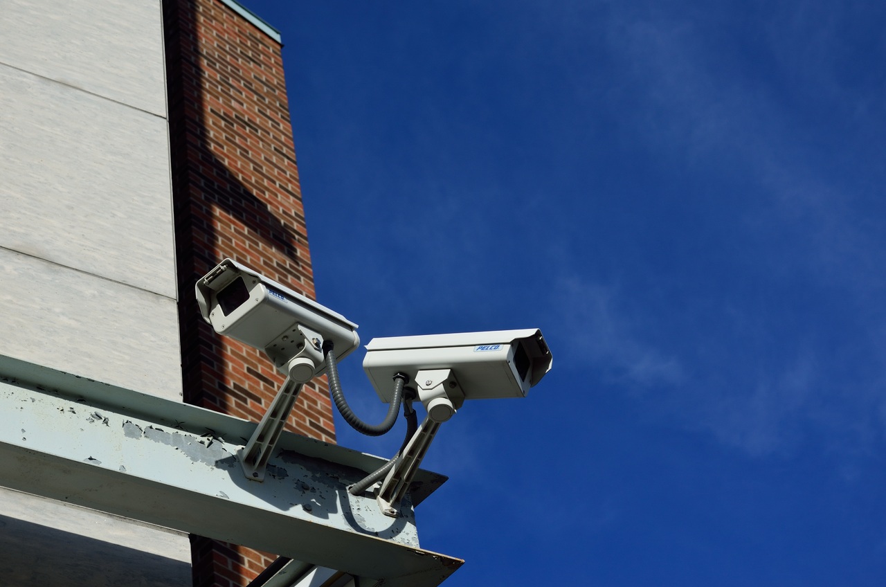 Камеры с функцией распознавания лица установили в скверах Копейска