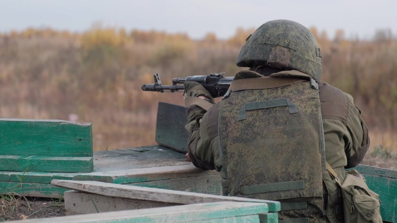 Военком доложил губернатору о завершении частичной мобилизации в Челябинской области