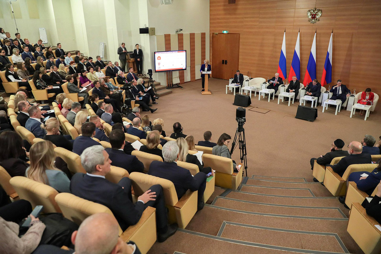 "Долгожданная победа": челябинский сенатор поддержала запрет пропаганды ЛГБТ "Долгожданная победа": челябинский сенатор поддержала запрет пропаганды ЛГБТ