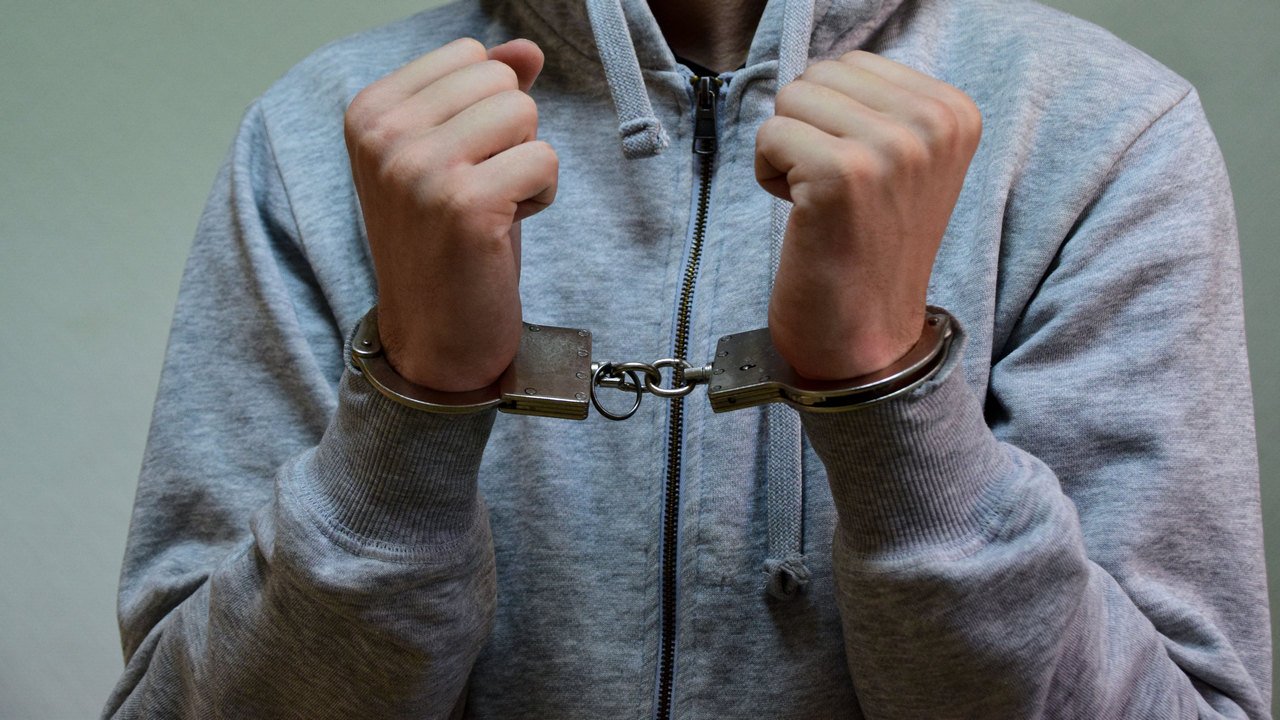 Попала в реанимацию: челябинец напал на жену с ножом Попала в реанимацию: челябинец напал на жену с ножом