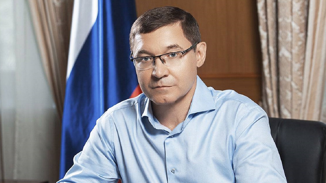 Полпред в УрФО Якушев: "Проволочки в оказании помощи семьям военнослужащих недопустимы" Полпред в УрФО Якушев: "Проволочки в оказании помощи семьям военнослужащих недопустимы"