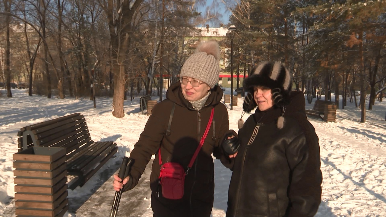 "Наш ангел": крановщица из Челябинской области стала волонтером