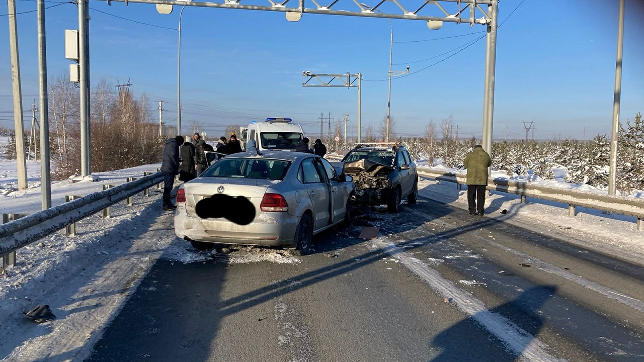 Под Челябинском произошло жесткое лобовое ДТП: погиб человек