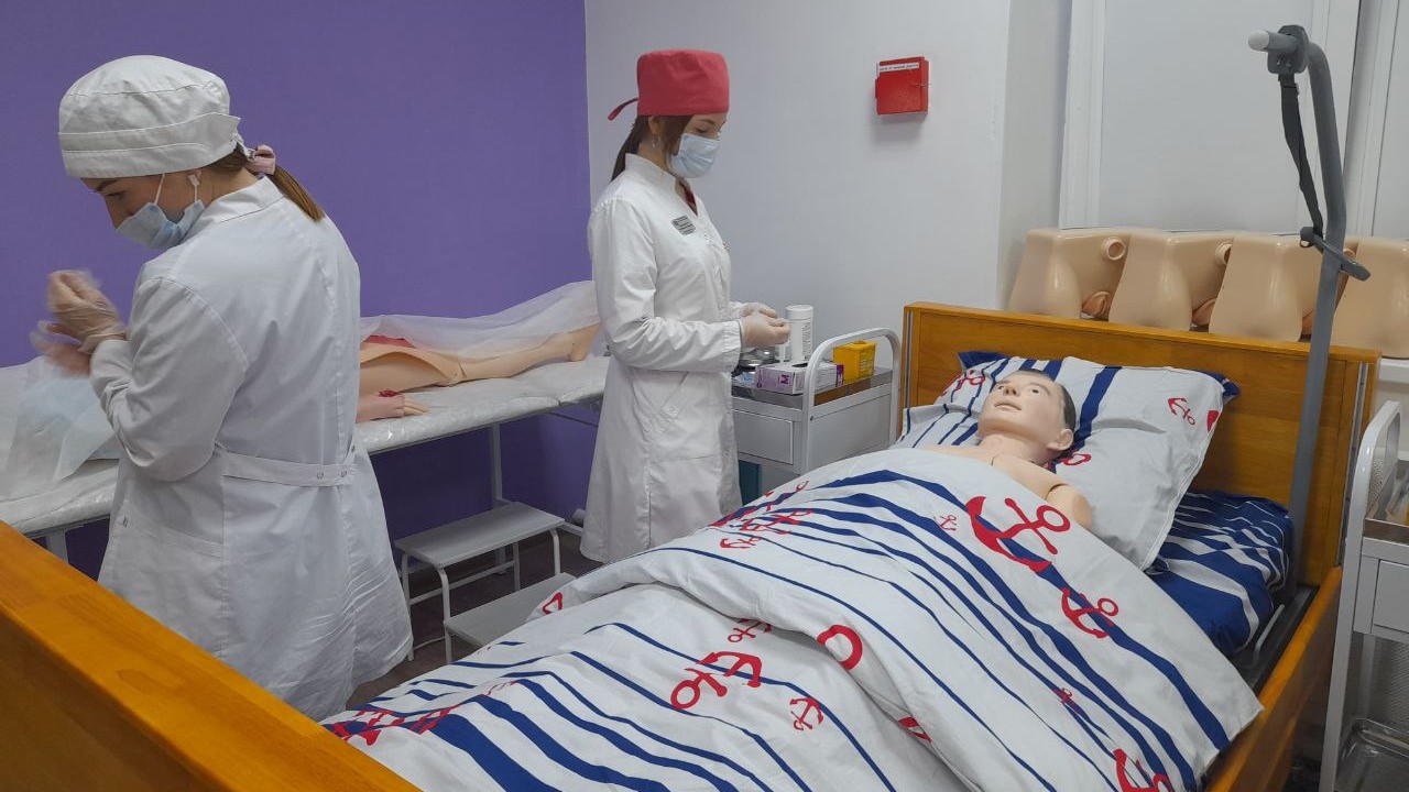 Учебную больницу открыли в медицинском колледже Челябинска