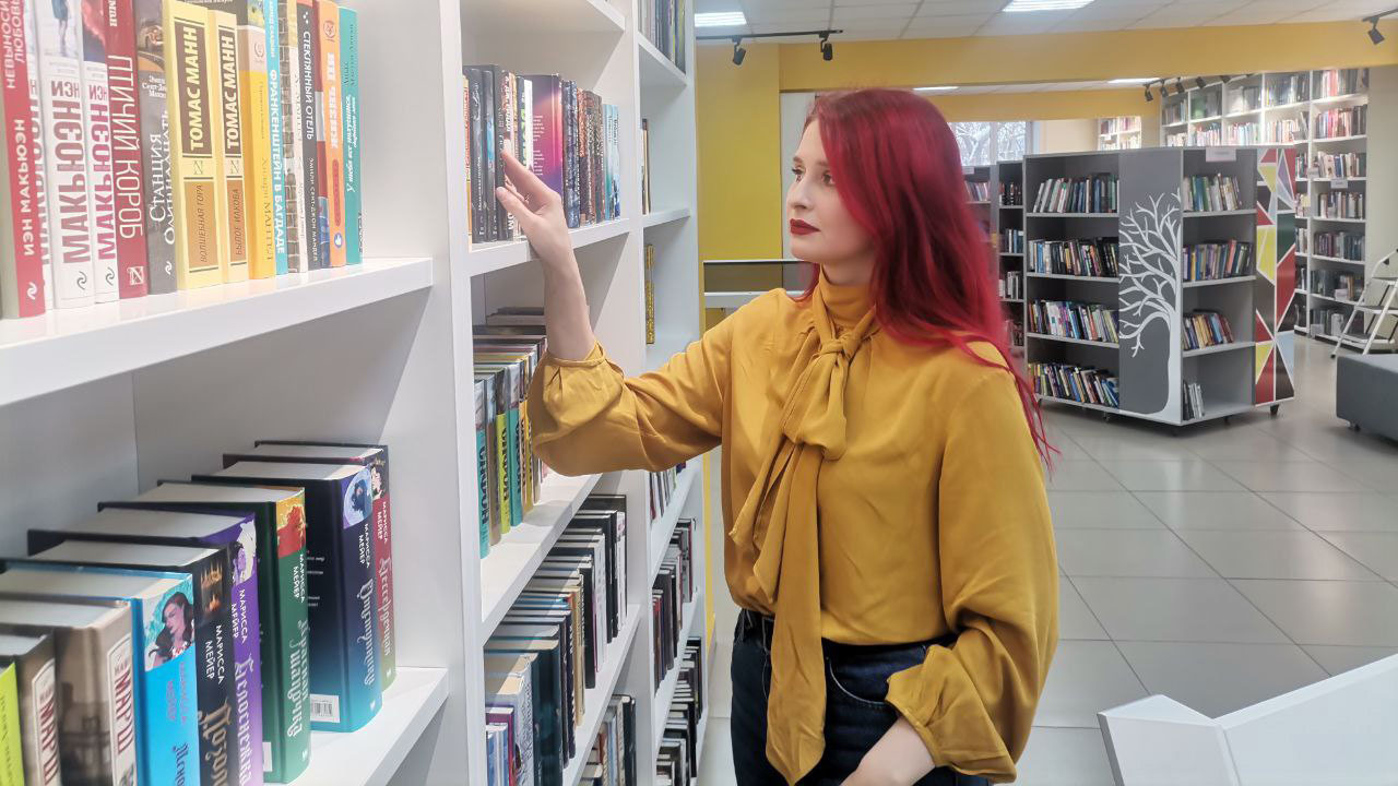 Жительница Магнитогорска стала лучшим молодым библиотекарем России