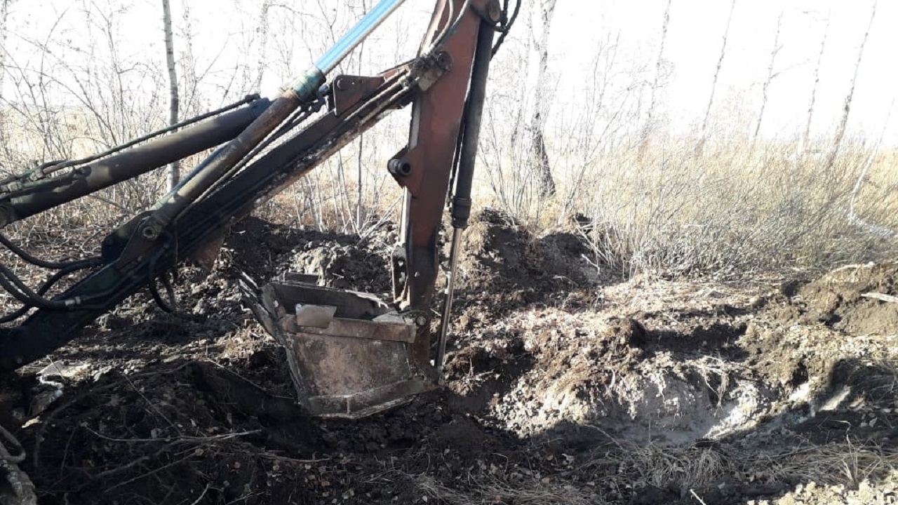 В Челябинской области географы обнаружили вход в новую пещеру В Челябинской области географы обнаружили вход в новую пещеру