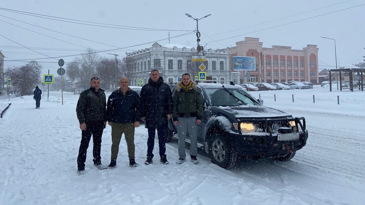 Мэр Троицка доставил автомобиль и гуманитарную помощь в зону СВО