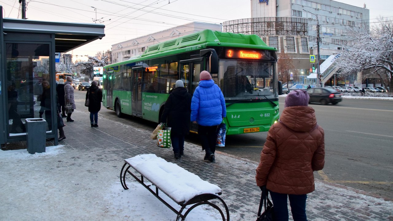В Челябинске с 1 декабря изменятся маршруты нескольких автобусов и трамвая