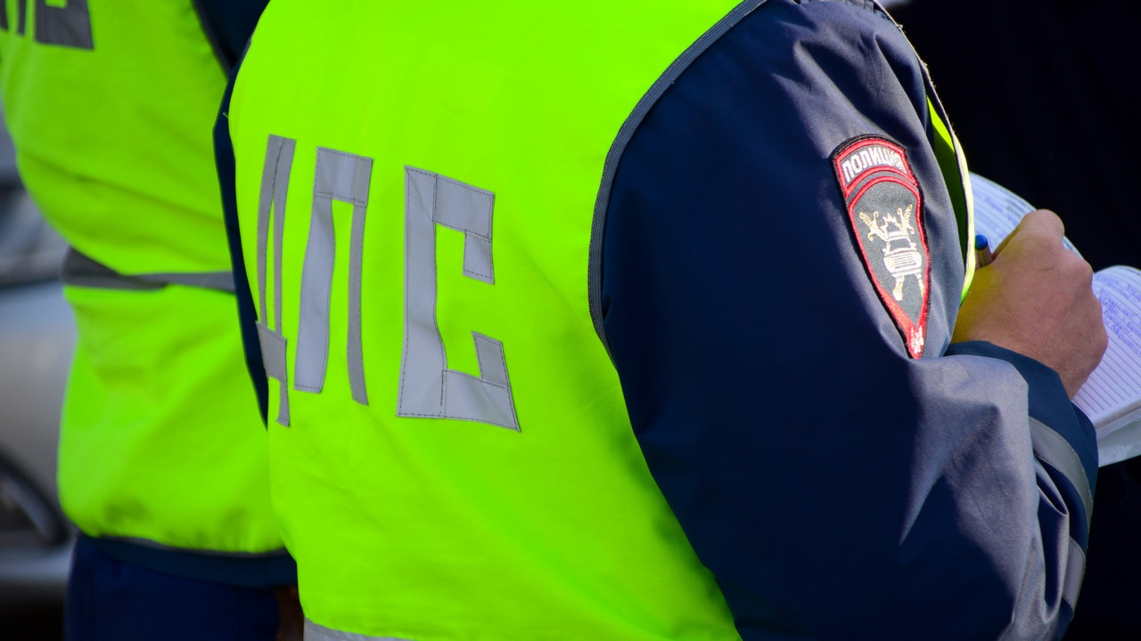 Под Челябинском задержали пьяного водителя автобуса, который вез 20 пассажиров Под Челябинском задержали пьяного водителя автобуса, который вез 20 пассажиров