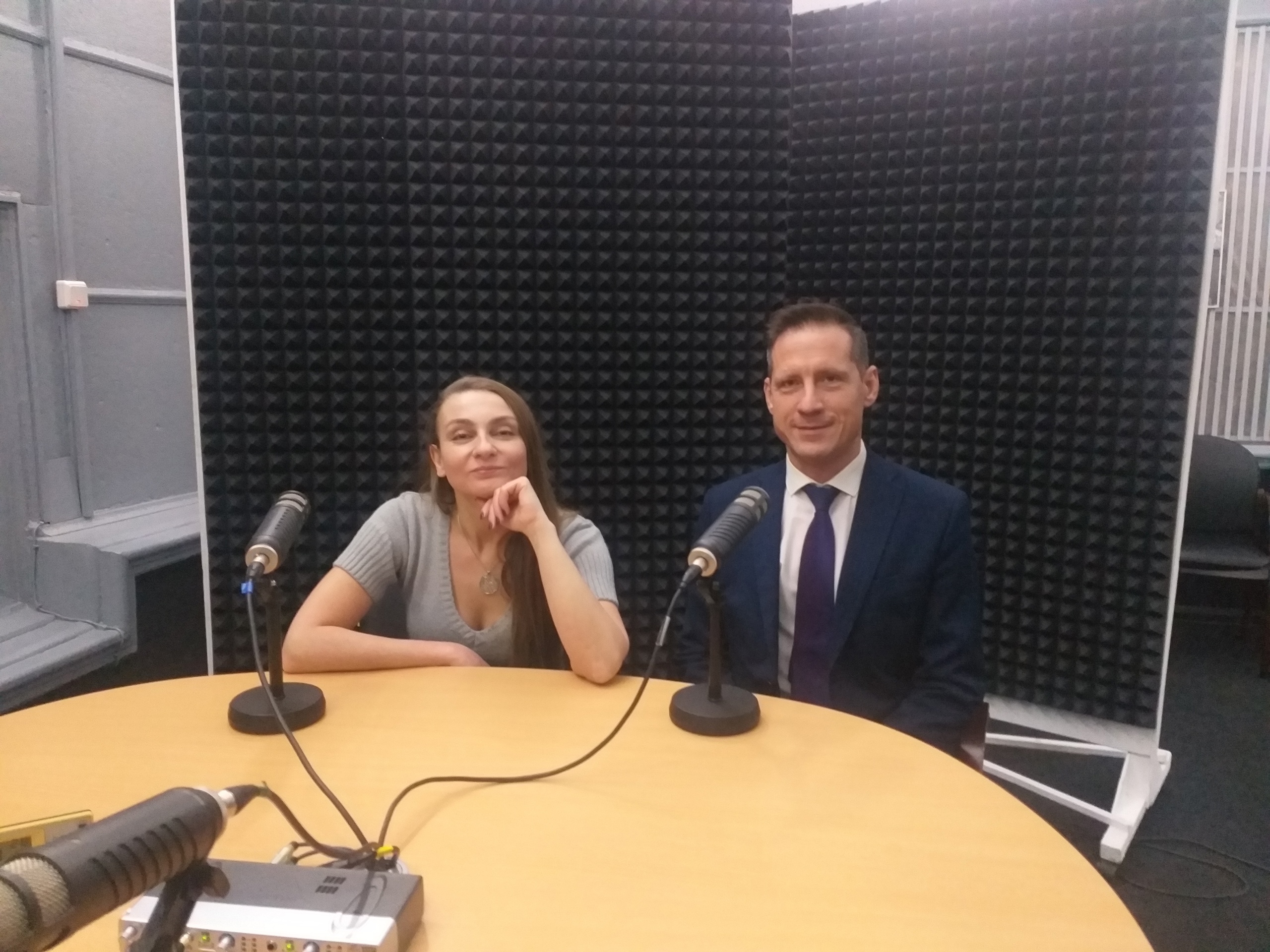 Праздник к нам приходит: как Челябинск готовится к встрече Нового года 