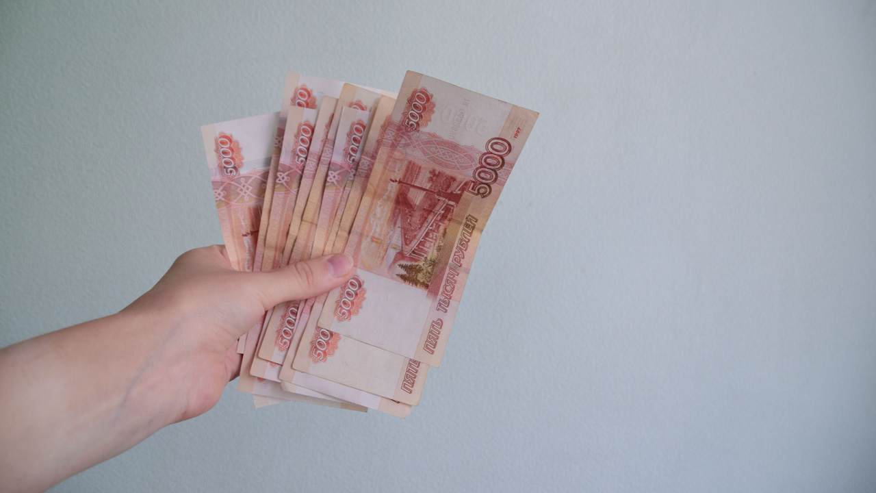 Челябинцам назвали вакансии для подработки перед Новым годом Челябинцам назвали вакансии для подработки перед Новым годом