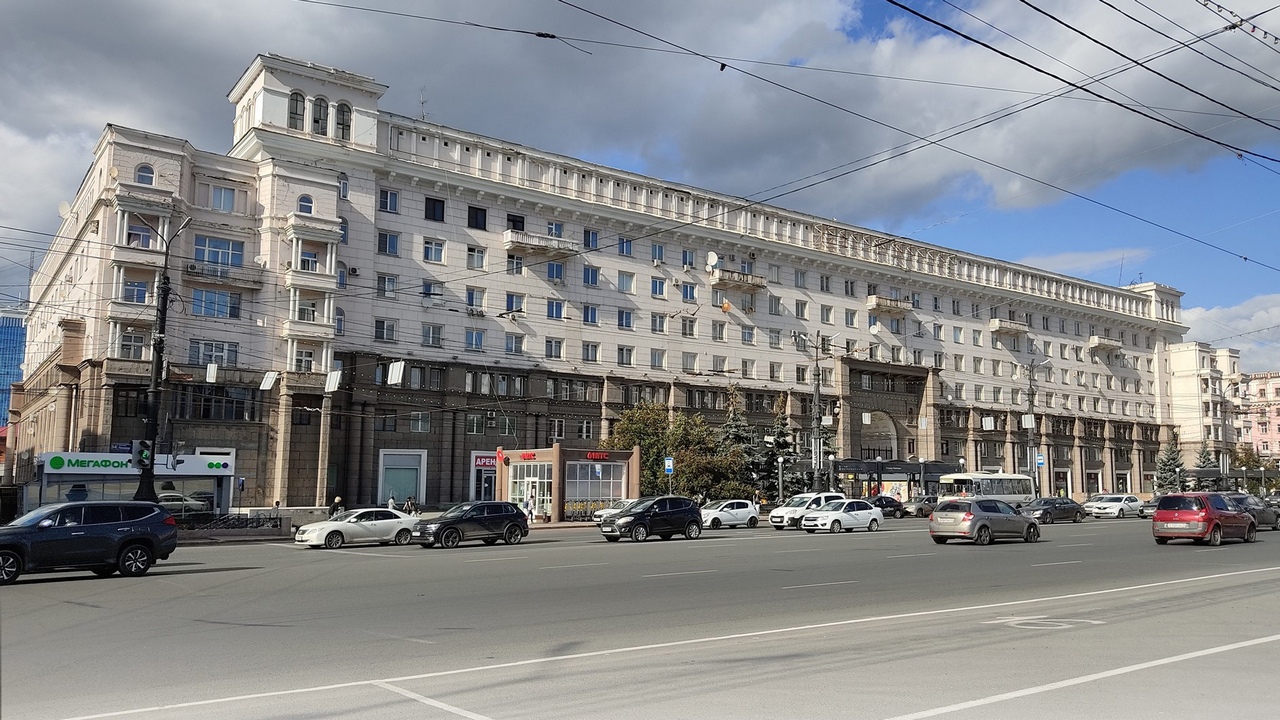 В центре Челябинска отреставрируют "Жилой дом облисполкома", которому почти 100 лет