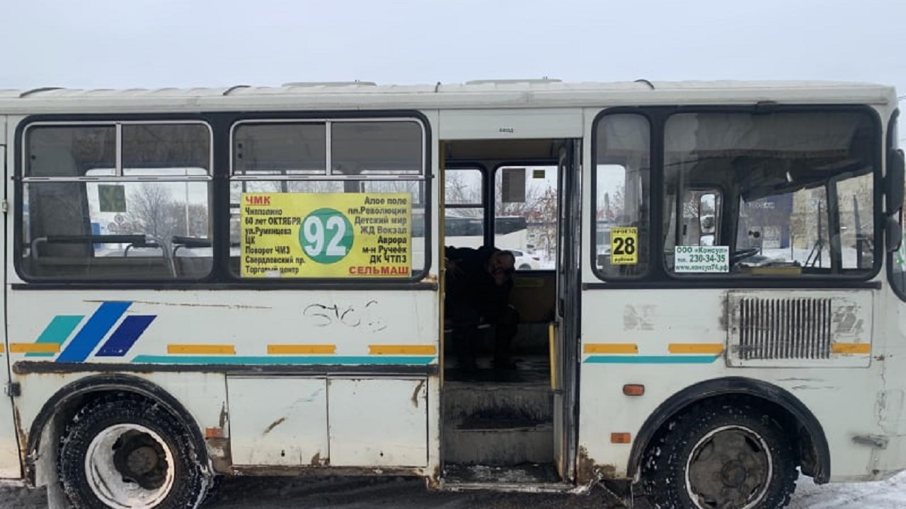 Сотрудник автосервиса угнал маршрутное такси в Челябинске