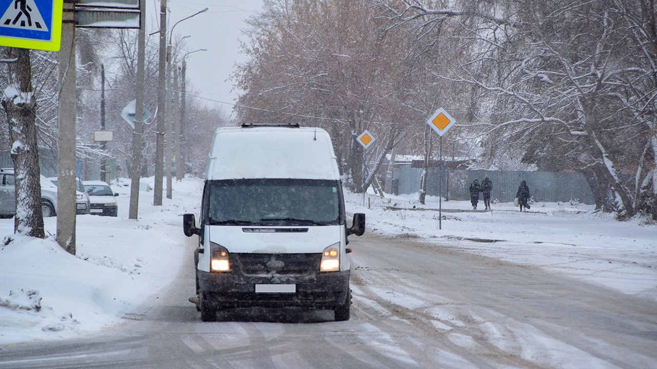 На Южном Урале водитель в мороз высадил из маршрутки ребенка и не вернул деньги