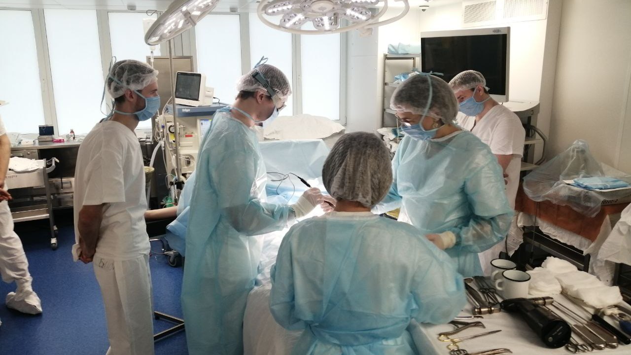 Уникальную операцию на колене впервые провели в Челябинске