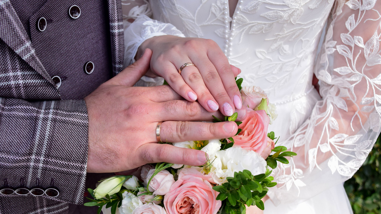 Более 23 тысяч браков зарегистрировали в Челябинской области за год