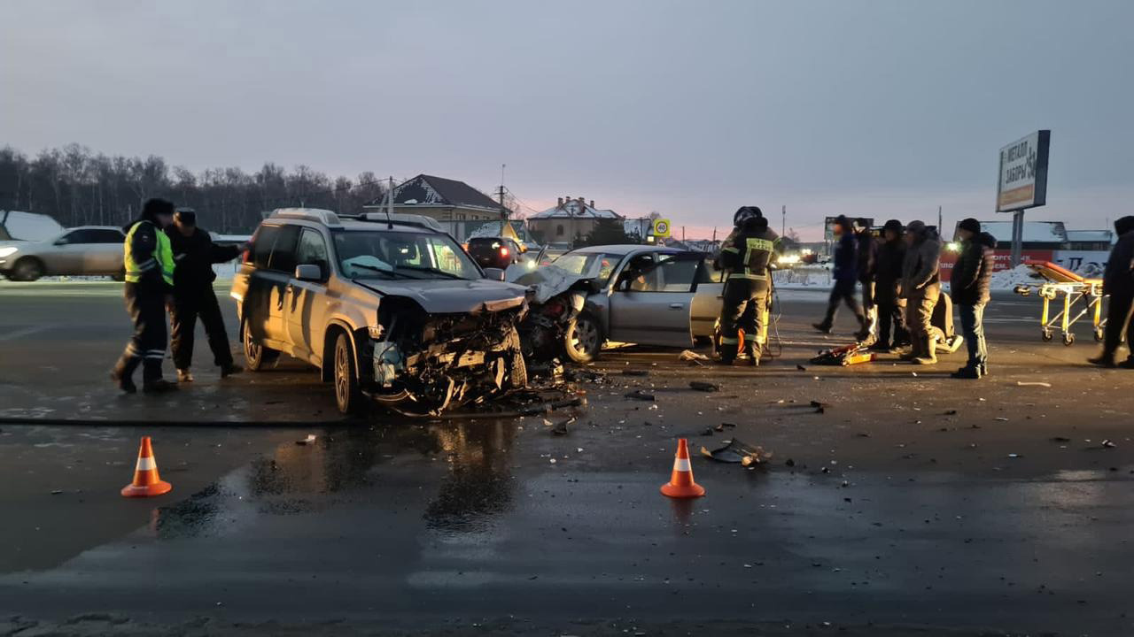 Три человека пострадали в лобовом ДТП под Челябинском