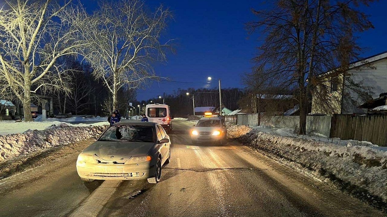 Иномарка насмерть сбила пешехода в Челябинске Иномарка насмерть сбила пешехода в Челябинске