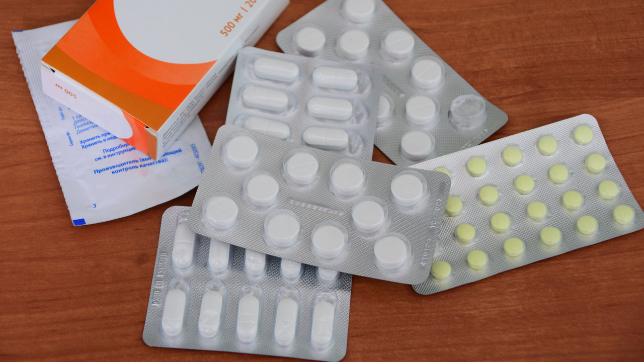Из-за чего возник дефицит антибиотиков в Челябинской области, объяснили специалисты