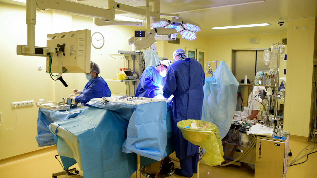 Челябинские врачи провели уникальную операцию на опасной опухоли