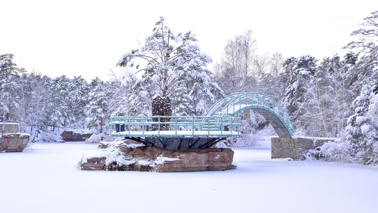 Синоптики предупредили жителей Челябинской области о потеплении до -1 °C и гололедице