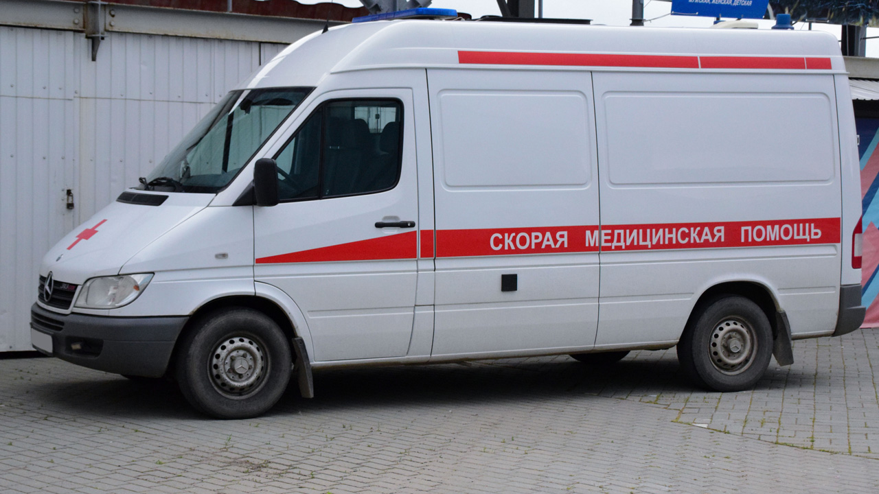 Двух сотрудников скорой помощи избили в Челябинске
