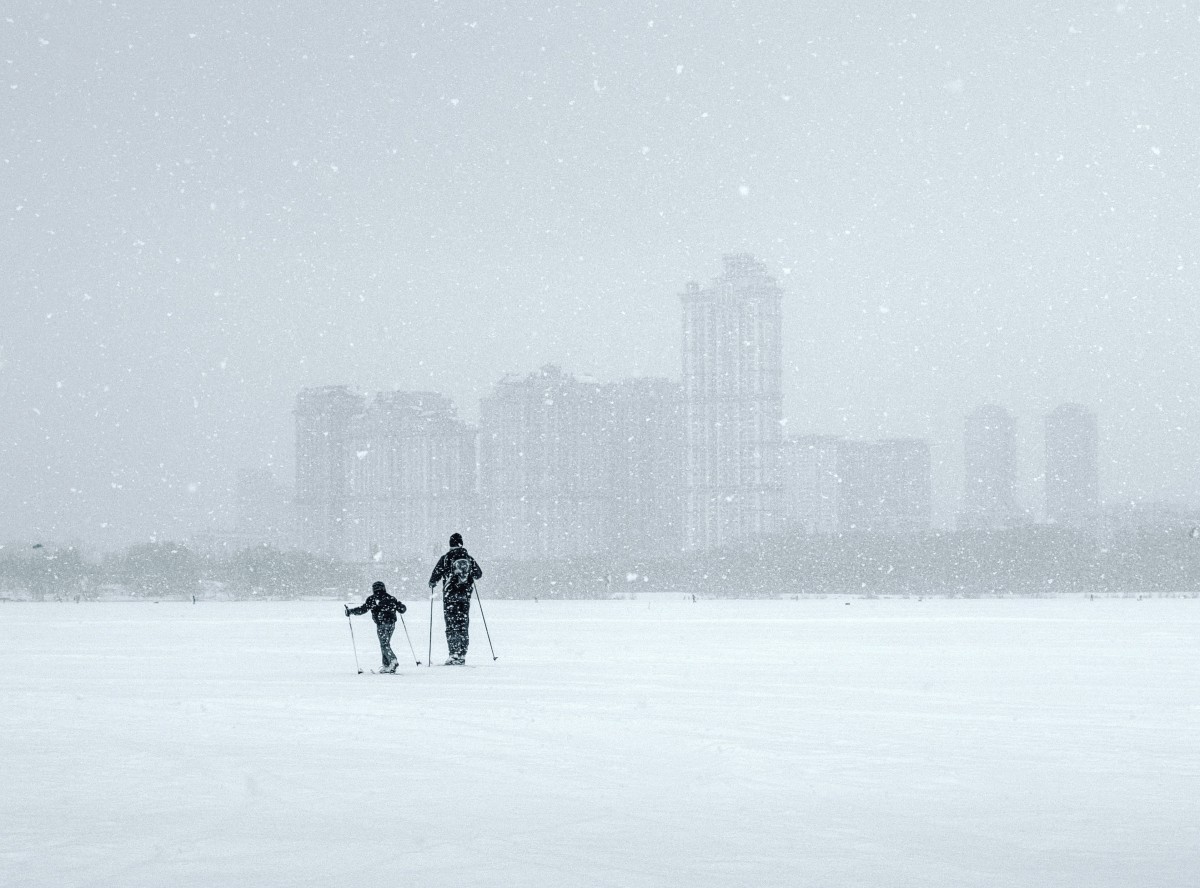 Чем занять детей на прогулке зимой: 10 бесплатных развлечений в Челябинске