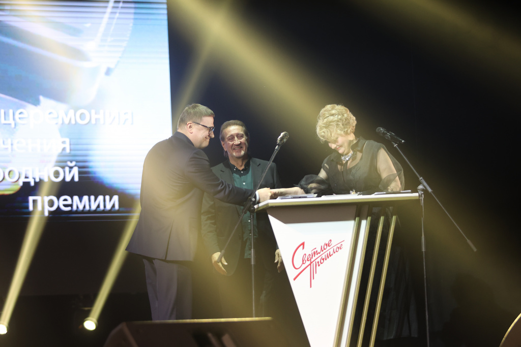 В Челябинске состоялась церемония вручения народной премии "Светлое прошлое"