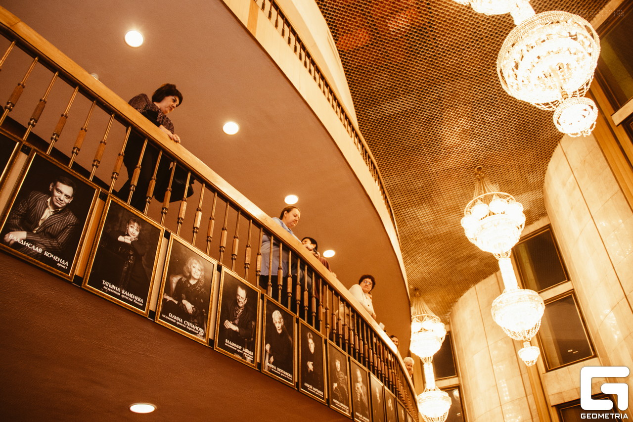 В Челябинском театре драмы восстановят "теплые полы" и мраморные лестницы