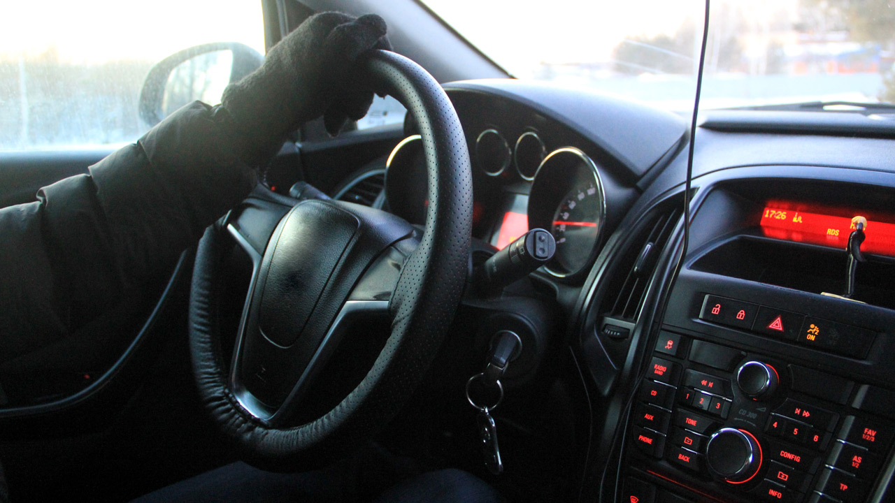 Челябинцам рассказали, как изменились правила проезда круговых перекрестков